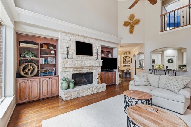 4420 Crown Knoll Circle, Flower Mound, TX 75028