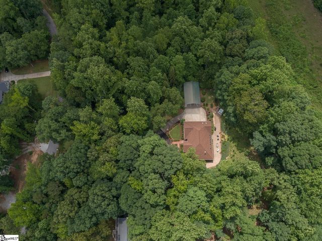 44 Carolina Way, Fountain Inn, SC 29633