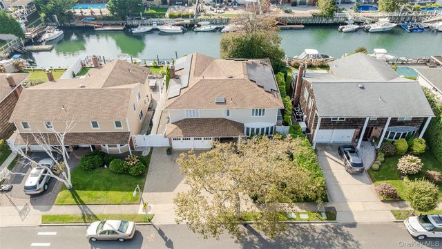 167 Lagoon Drive E, Lido Beach, NY 11561