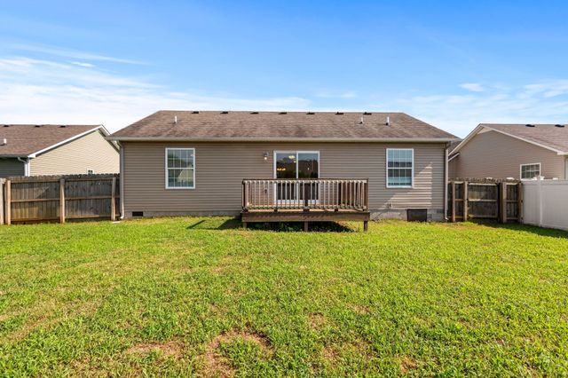 1820 Emily Ln, Columbia, TN 38401