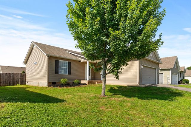 1820 Emily Ln, Columbia, TN 38401
