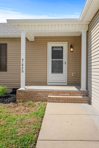 1820 Emily Ln, Columbia, TN 38401