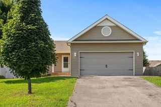 1820 Emily Ln, Columbia, TN 38401