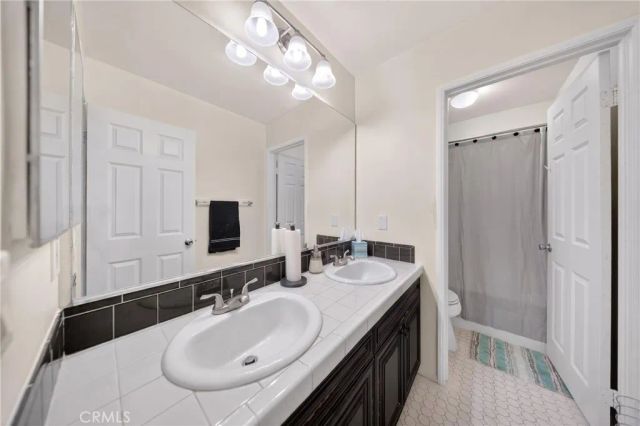 12526 Racimo Court, Victorville, CA 92392