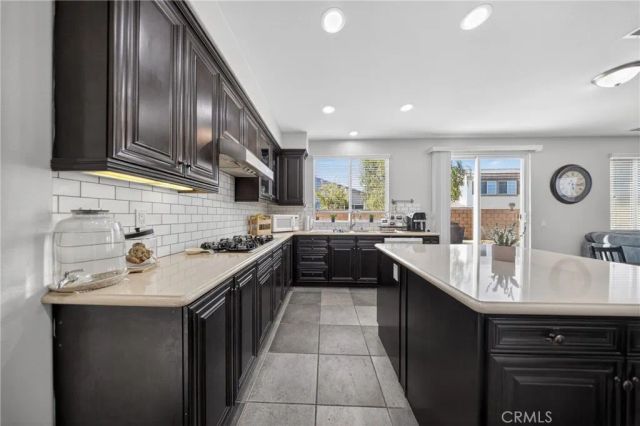 12526 Racimo Court, Victorville, CA 92392