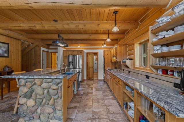 14185 Cottonwood Canyon, Bozeman, MT 59718