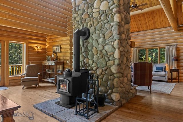 14185 Cottonwood Canyon, Bozeman, MT 59718