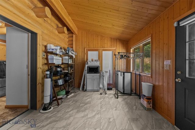 14185 Cottonwood Canyon, Bozeman, MT 59718