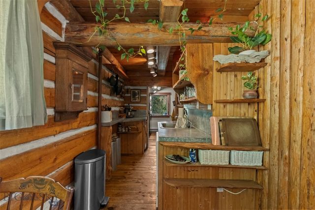 14185 Cottonwood Canyon, Bozeman, MT 59718