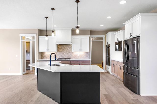 5815 Echo Road, Shorewood, MN 55331