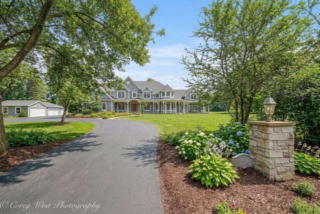 28W524 Wynn Avenue, West Chicago, IL 60185