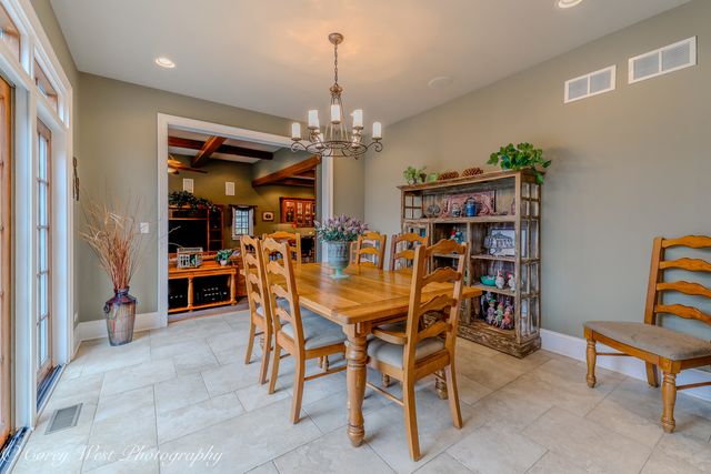 28W524 Wynn Avenue, West Chicago, IL 60185