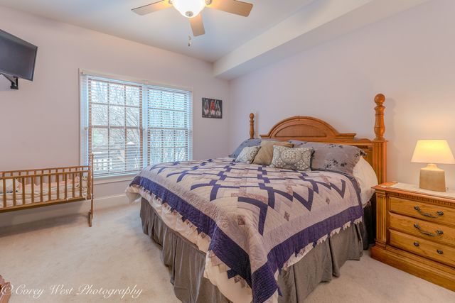 28W524 Wynn Avenue, West Chicago, IL 60185