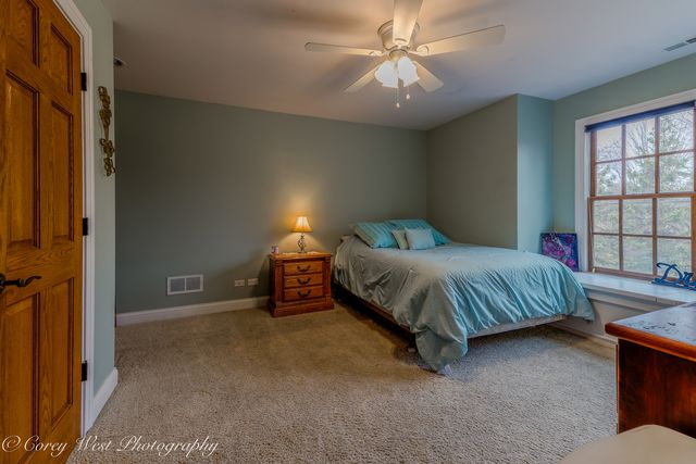 28W524 Wynn Avenue, West Chicago, IL 60185