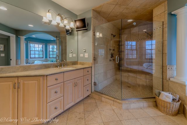 28W524 Wynn Avenue, West Chicago, IL 60185