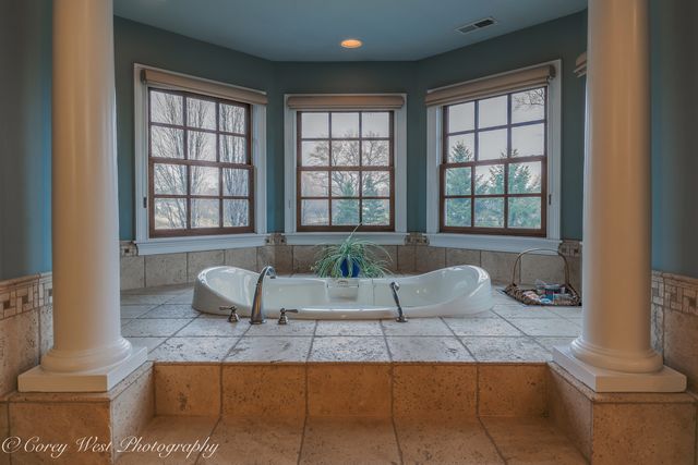 28W524 Wynn Avenue, West Chicago, IL 60185