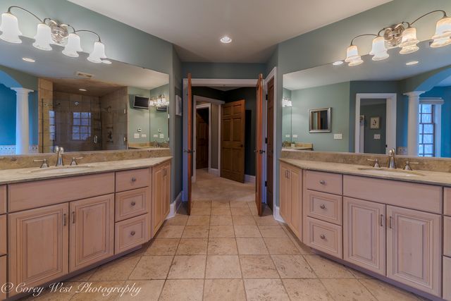 28W524 Wynn Avenue, West Chicago, IL 60185