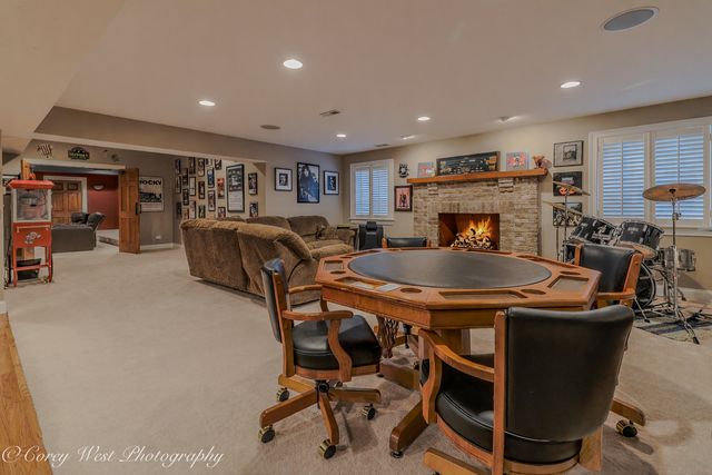 28W524 Wynn Avenue, West Chicago, IL 60185