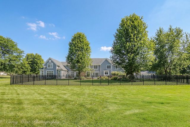 28W524 Wynn Avenue, West Chicago, IL 60185