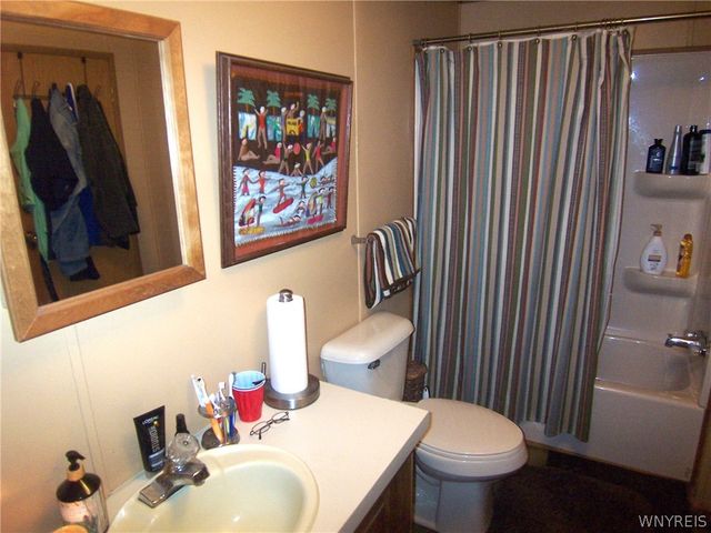 5066 Clinton St Road, Batavia, NY 14020