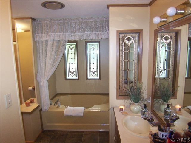 5066 Clinton St Road, Batavia, NY 14020