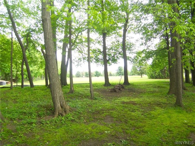 5066 Clinton St Road, Batavia, NY 14020