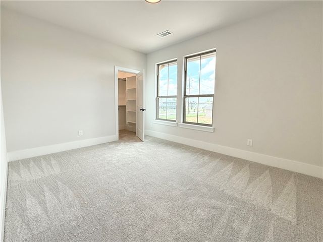 1600 W Chandler Avenue, Rogers, AR 72758