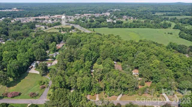 305 N Milford Drive, Salisbury, NC 28144