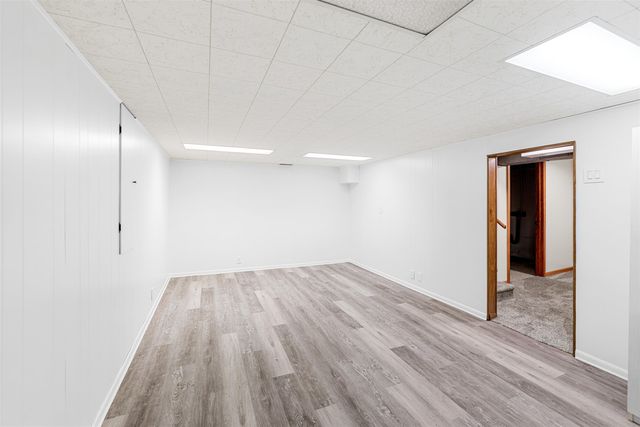 681 Starlight Dr, Salina, KS 67401