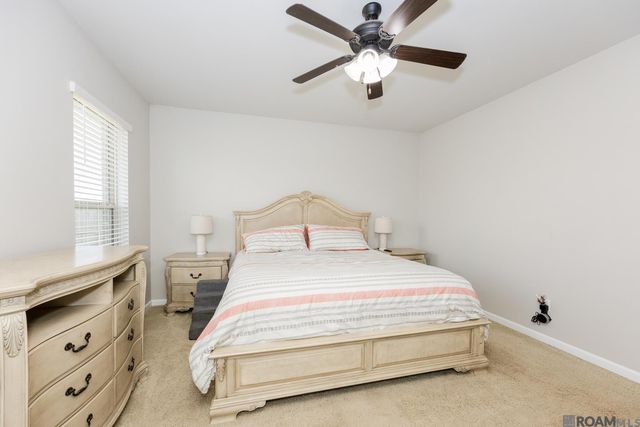 4858 Viola Farms Dr, Addis, LA 70710