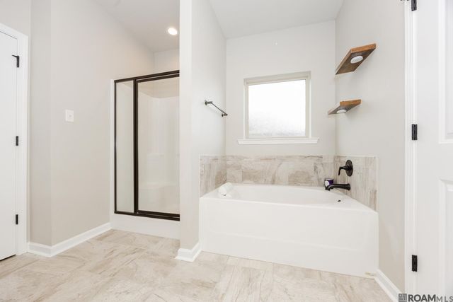 4858 Viola Farms Dr, Addis, LA 70710