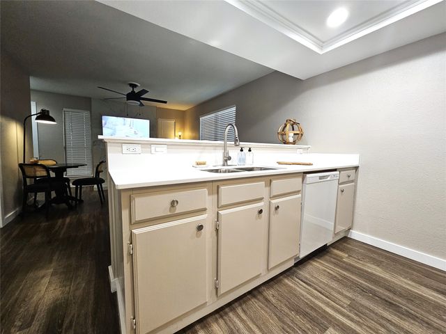 5821 Marvin Loving Drive 111, Garland, TX 75043