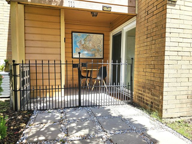 5821 Marvin Loving Drive 111, Garland, TX 75043