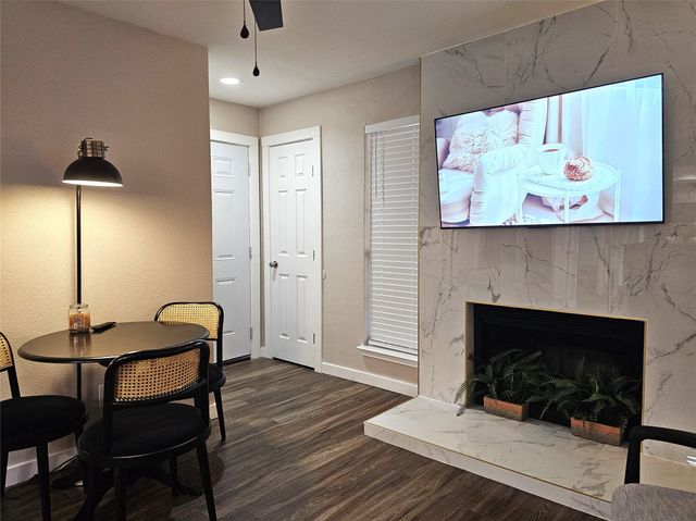 5821 Marvin Loving Drive 111, Garland, TX 75043