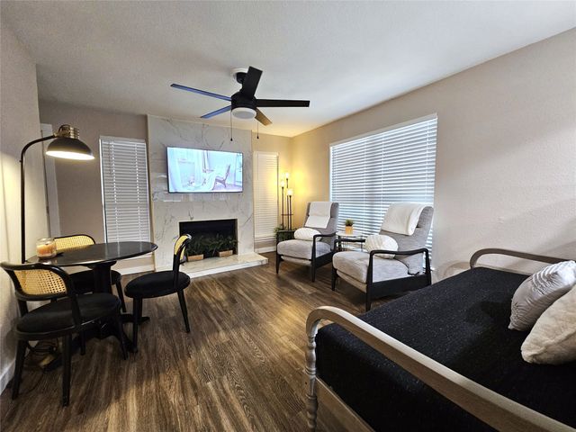 5821 Marvin Loving Drive 111, Garland, TX 75043