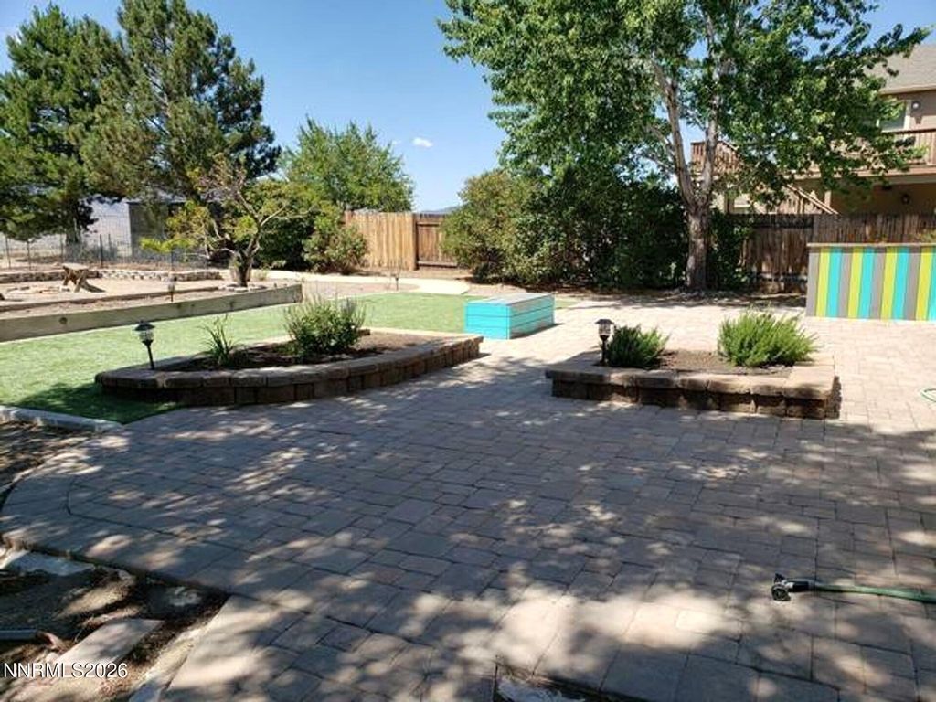 Image 18 of property listing at 4034 Royal Sage Drive, Reno, NV 89503