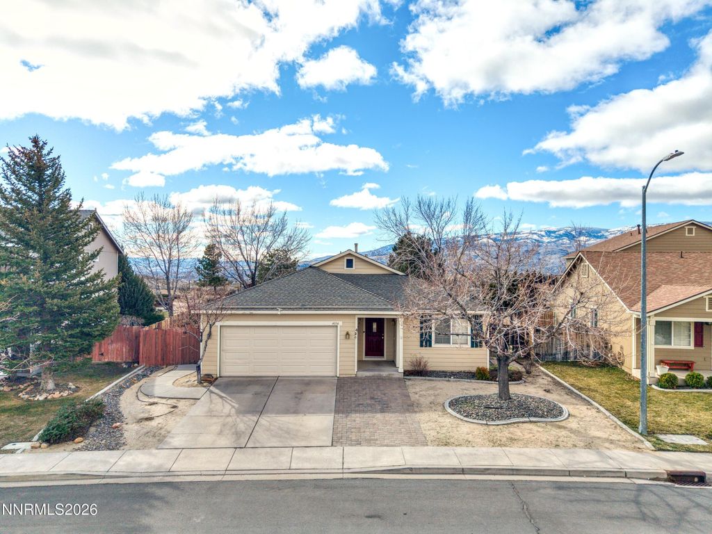 Image 2 of property listing at 4034 Royal Sage Drive, Reno, NV 89503