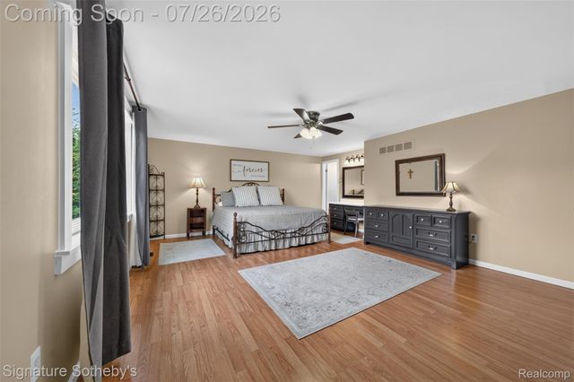 5133 Allison Drive, Troy, MI 48085