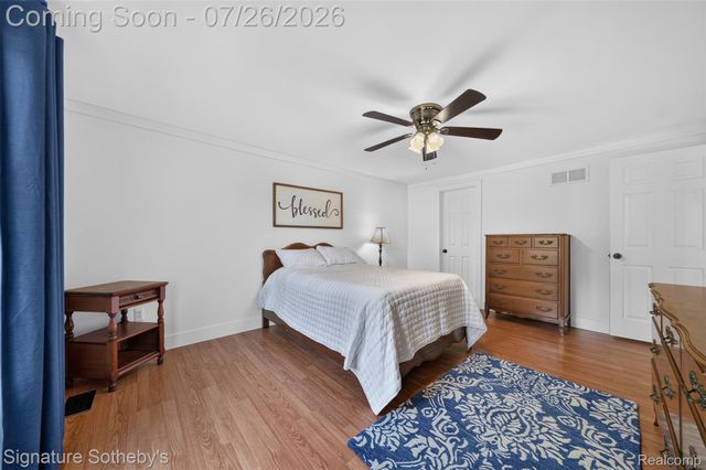 5133 Allison Drive, Troy, MI 48085