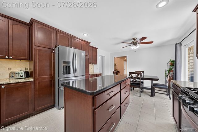 5133 Allison Drive, Troy, MI 48085