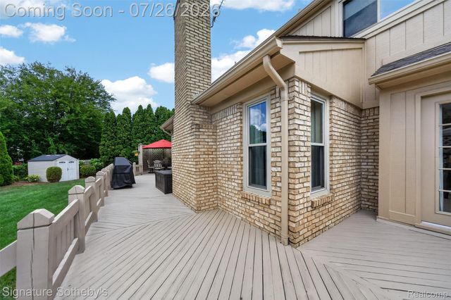 5133 Allison Drive, Troy, MI 48085