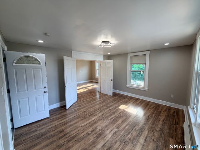 21 Sylvan Avenue 2, Waterbury, CT 06706