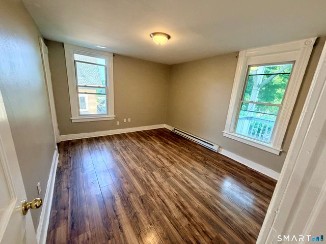 21 Sylvan Avenue 2, Waterbury, CT 06706