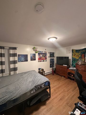 20 Manning Road, Enfield, CT 06082