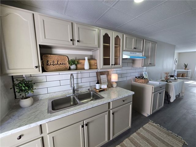 800 N Scott Street, New Carlisle, OH 45344