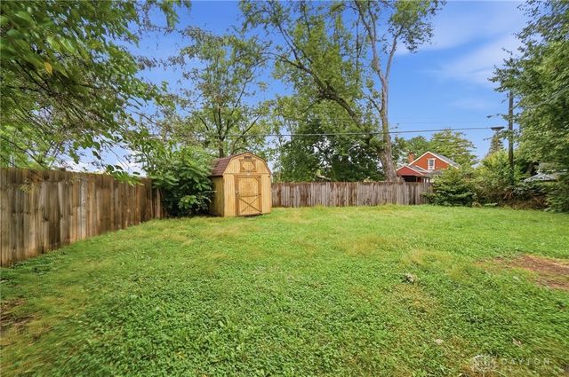 800 N Scott Street, New Carlisle, OH 45344