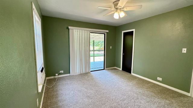 2626 W Washington Street, Denison, TX 75020