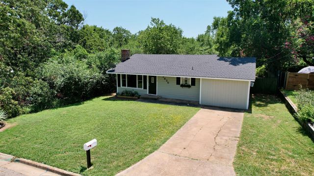 2626 W Washington Street, Denison, TX 75020