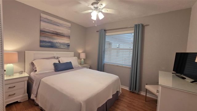 2801 Somerset Dr 211, Lauderdale Lakes, FL 33311