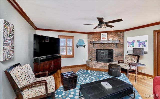 404 Chantilly Court, Warrenton, MO 63383
